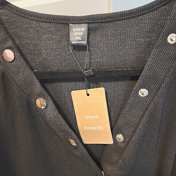 Botton Detail Long Sleeve Shirt - Picture 8 of 9